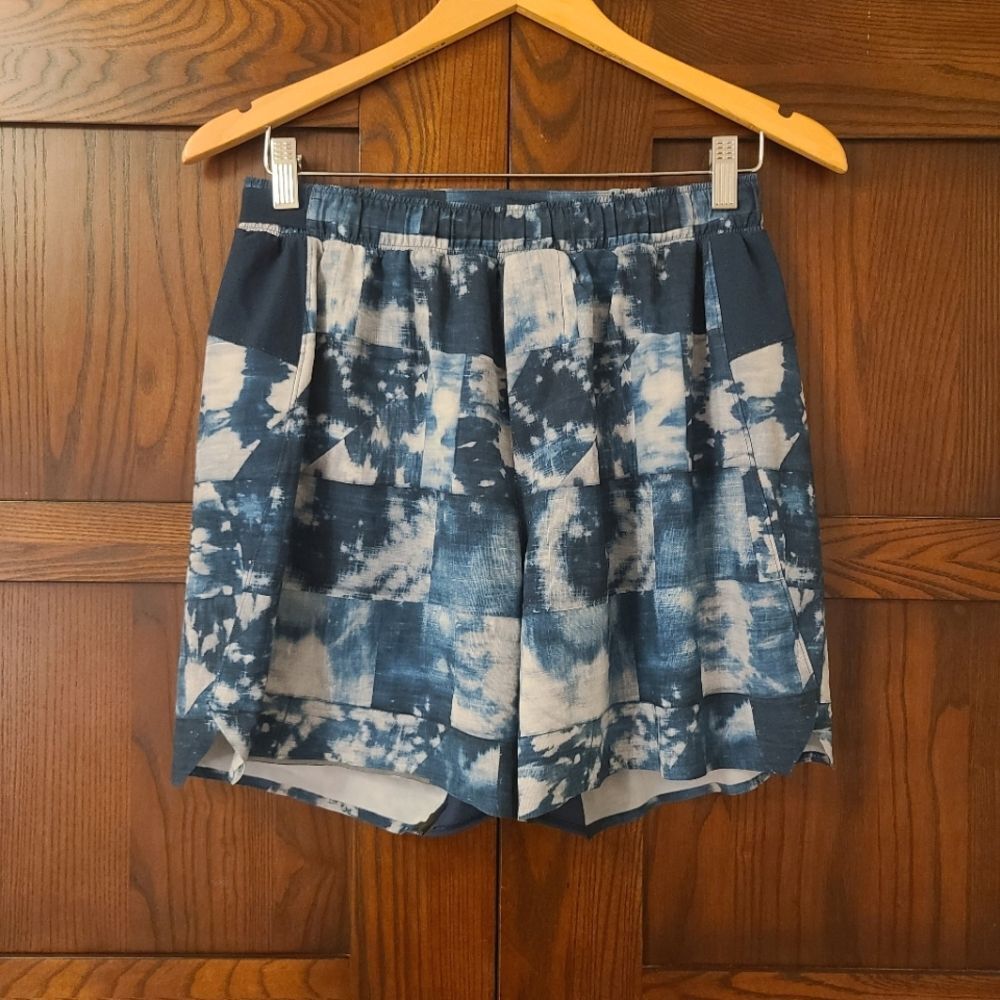 Mens Lululemon Pace Breaker Lined Shorts in Out of Mind Size Medium